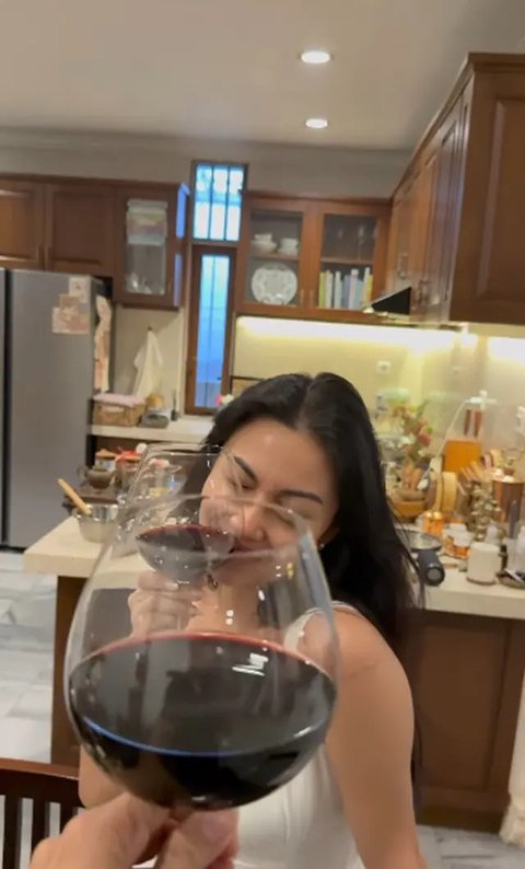Potret Dapur Rumah Baru Ariel Tatum (@didietmaulana)
