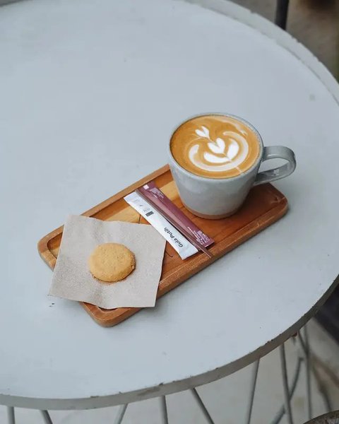 Kondisi Stasiun KRL Palmerah pada Kamis (28/8/2025) terlihat normal. Pada hari ini dijadwalkan akan ada demo buruh yang berlokasi di DPR RI. tak jauh dari Stasiun Palme