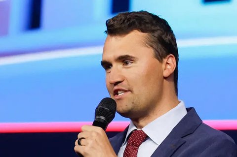 Pelaku adalah Tyler Robinson. Akhirnya ia menyerahkan diri pada Kamis malam (11/9) setelah perburuan selama 33 jam (Dok. Utah Governor's Office).