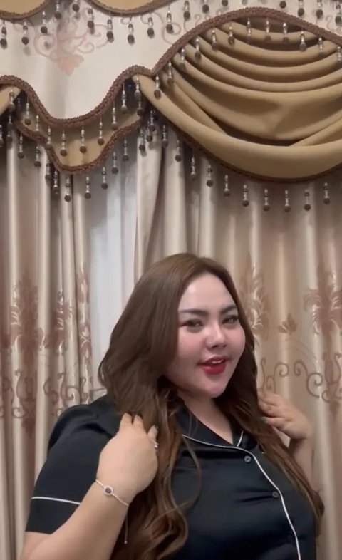 Potret Ruang Tamu Lisa Mariana/Instagram/@arul_alvano_real