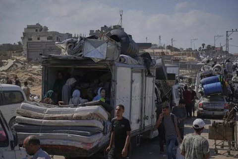 Target utama operasi ini adalah menghancurkan milisi Hamas yang diduga bertahan di jantung kota. (Menahem KAHANA/AFP)