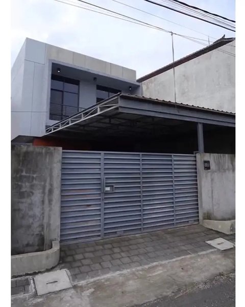 Potret sudut rumah Bobon Santoso di Bali yang dijual. [IG: @bobonsantoso]