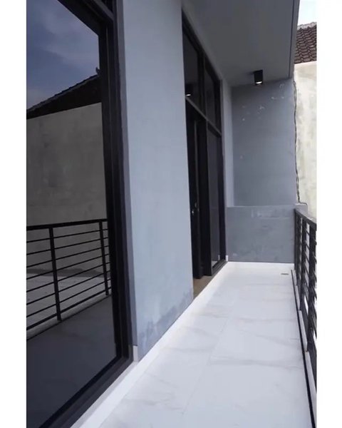 Potret sudut rumah Bobon Santoso di Bali yang dijual. [IG: @bobonsantoso]