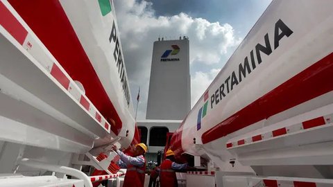 Direktur Utama Pertamina Simon Aloysius Mantiri memberikan sambutan pada acara Peluncuran Pertamax Green 95 untuk Wilayah Jawa Tengah yang dilaksanakan hari ini Kamis, 5 Juni 2025 di Semarang