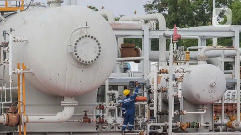 Direktur Utama Pertamina Simon Aloysius Mantiri memberikan sambutan pada acara Peluncuran Pertamax Green 95 untuk Wilayah Jawa Tengah yang dilaksanakan hari ini Kamis, 5 Juni 2025 di Semarang