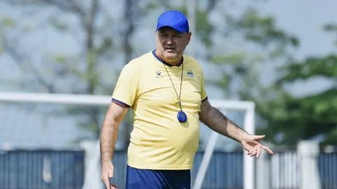 Thom Haye, Persib Bandung, BRI Super League 2025/26. (Dok. ileague.id)