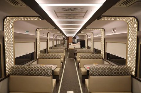 Kereta Argo Bromo. Dok KAI