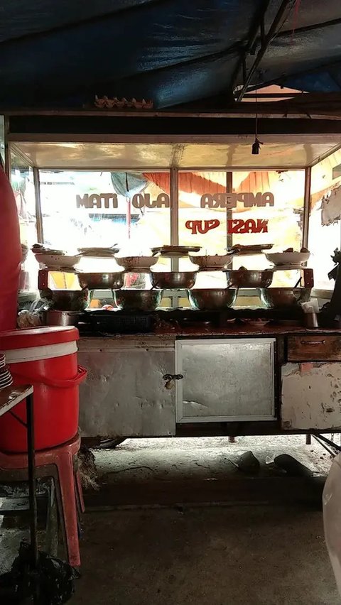 10 Rekomendasi Tempat Makan Enak Dekat Pasar Raya Padang 2025, Kuliner Wajib di Pusat Kota (sumber: Google Maps_Waskitho Wee)