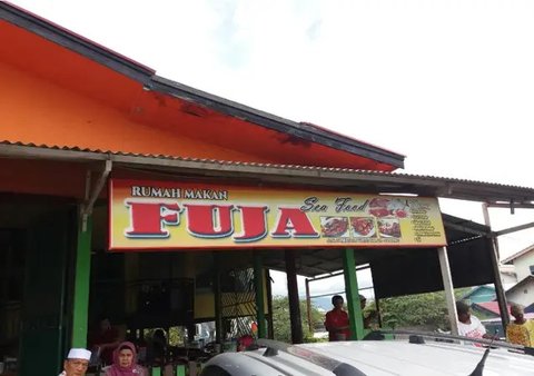10 Rekomendasi Tempat Makan Enak Dekat Pasar Raya Padang 2025, Kuliner Wajib di Pusat Kota (sumber: Google Maps_Waskitho Wee)