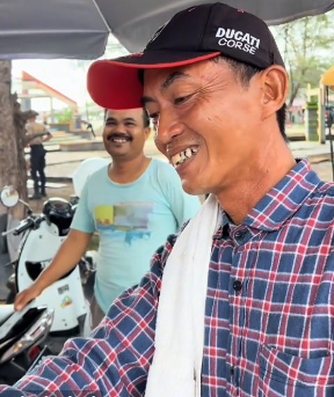 Perwira Ini Awalnya Tidak Percaya Anak Tukang Bakso Jadi Polisi,
