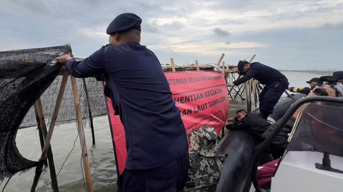 FOTO: Penampakan Terkini Pagar Laut Misterius di Tangerang, Akhirnya Disegel KKP Atas Perintah Prabowo