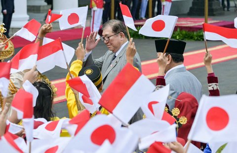 Presiden Indonesia Prabowo Subianto berama erdana Menteri Jepang Shigeru Ishiba di Istana Kepresidenan Bogor, Jawa Barat.