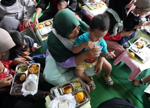 64 Sekolah dan 21 Ribu Siswa di Jakarta Dapat Makan Bergizi Gratis Hari Ini