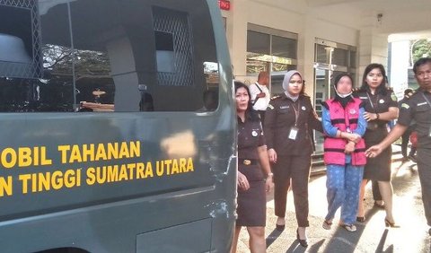 Berawal dari Laporan 103 Guru Honorer