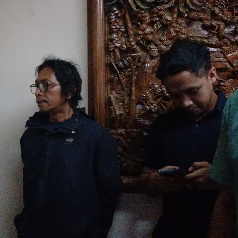 Potret Nanang Gimbal Pembunuh Aktor Sandy Permana Digelandang ke Polda Metro Jaya, Berjaket dan Tangan Diborgol