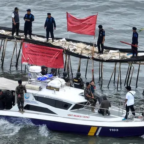 Prabowo Perintahkan Pagar Laut di Tangerang Dicabut dan Usut Dalangnya