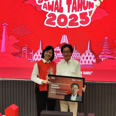 Irwan Hidayat dinobatkan IDN Times News Maker 2024 dalam kategori Distinguished Award on Outstanding Leadership in Innovative Herbal Industry, Kamis (16/1/2025).