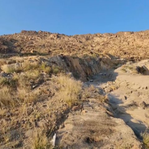 Penampakan Gunung Penuh Emas di Dekat Masjidil Haram Mekkah