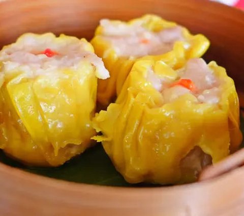 Promo dimsum setiap hari Minggu pagi di Millennium Sirih Jakarta. (Liputan6.com/Asnida Riani)