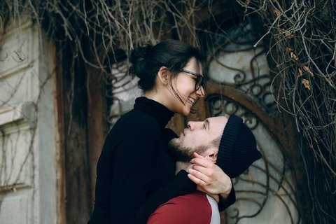 Ilustrasi Pasangan Romantis