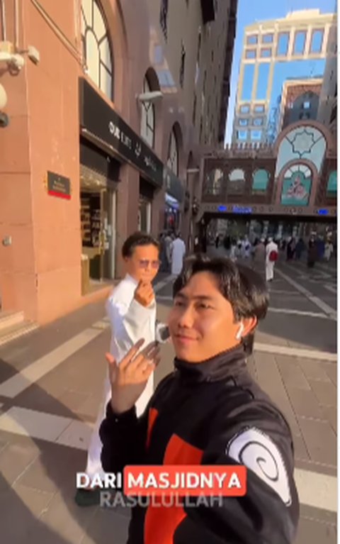 Ternyata di Madinah Dekat Masjid Nabawi Ada Warmindo