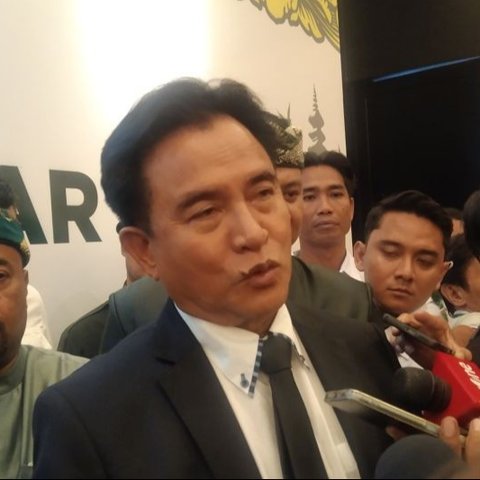 Menko Yusril menilai Mahkamah Konstitusi (MK) berpeluang besar membatalkan ambang batas parlemen (parliamentary threshold) 4 persen, menyusul putusan MK yang membatalkan presidential threshold.