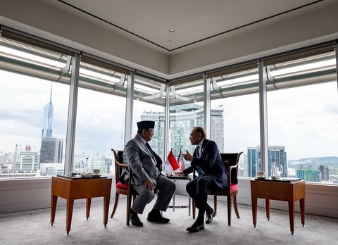 Serius Pertemuan Empat Mata Prabowo & PM Malaysia