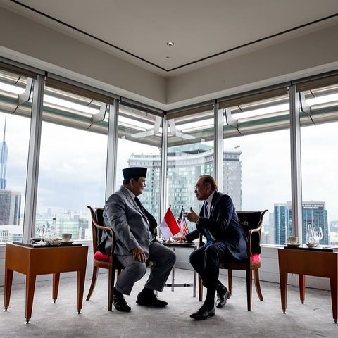 Serius Pertemuan Empat Mata Prabowo & PM Malaysia