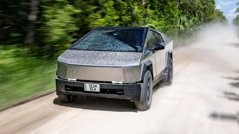 Mobil pikap Tesla Cybertruck.