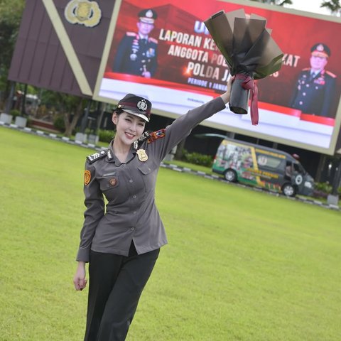 Naik Pangkat Brigadir Evy Veronica Cantik Bak Artis Korea