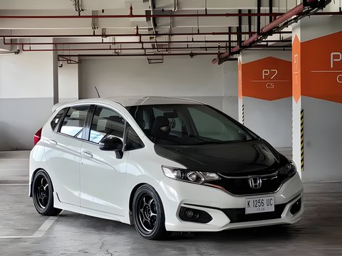 10 Modifikasi Ciamik Honda Jazz, Detail Menarik dan Stylish