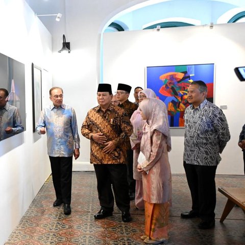 Momen Hangat Pertemuan Presiden Prabowo dan PM Anwar Ibrahim, Pererat Hubungan Bilateral di Rumah Tangsi Malaysia