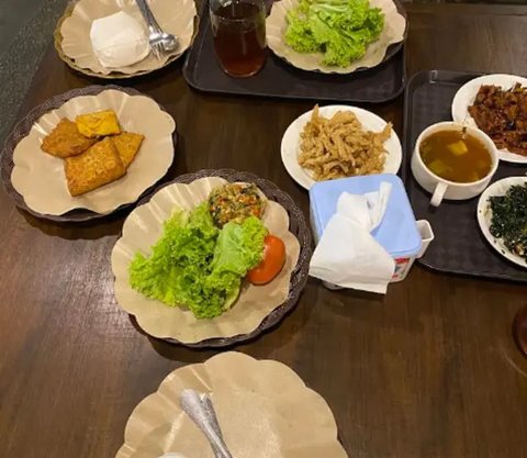 Bumi Pasundan Warung Sunda Puncak Gadog