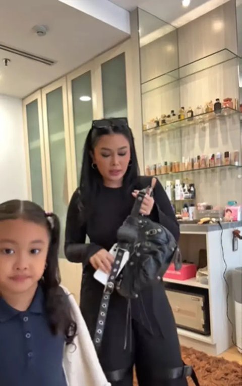 Potret Rumah Mutia Ayu dan Gewa Putri Glen Fredly