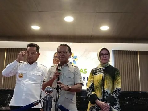 Menteri Energi dan Sumber Daya Mineral (ESDM) Bahlil Lahadalia di Kantor BPH Migas, Jakarta, Kamis (2/10/2025). (Liputan6.com/Maulandy)
