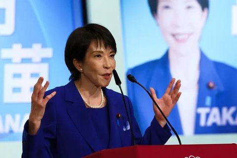 Sanae Takaichi, pemimpin baru Partai Demokrat Liberal (LDP) Jepang, menghadiri konferensi pers setelah pemilihan presiden LDP di Tokyo, Sabtu (4/10/2025). (Dok. Yuichi Yamazaki/Pool Photo