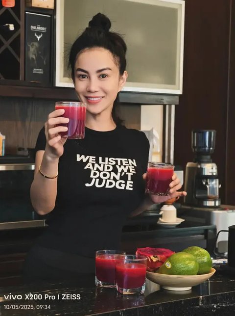 Dapur rumah Ari Lasso (Foto: YouTube TAULANY TV)