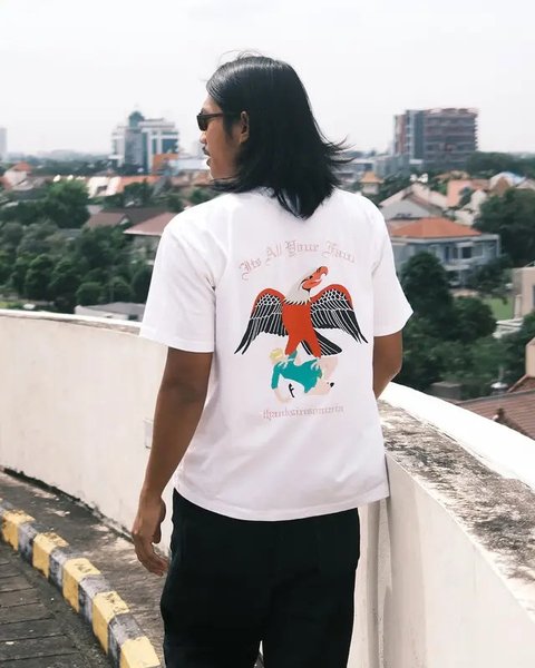 Produk streetwear pria dari brand lokal Public Culture. (dok. Instagram @public.culture/https://www.instagram.com/p/DIdOsWRPCQy/