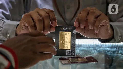 Untuk diketahui, emas buatan Antam dan Galeri24 dijual dengan kuantitas 0,5 gram hingga 1.000 gram atau 1 kilogram. Sementara untuk buatan UBS dijual dengan kuantitas 0,5 gram hingga 500 gram