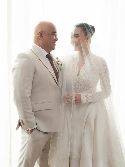 Sosok Ayah Amanda Manopo, Ramon Gauna Lugue yang Bikin Haru Saat Dampingi Putrinya Menikah