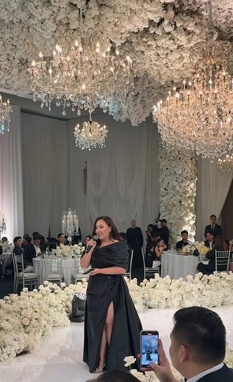 Amanda Manopo dan Kenny Austin Resmi Jadi Suami Istri, Ini Wejangan Menyentuh dari Keluarga