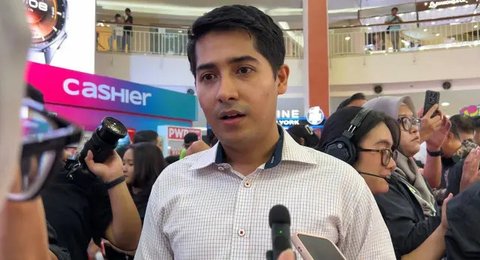 Saat hamil, ibu sangat membutuhkan nutrisi seimbang untuk mendukung kesehatan diri dan perkembangan janin. Oleh karena itu, yuk intip di bawah ini beberapa nutrisi penting selama kehamilan. (