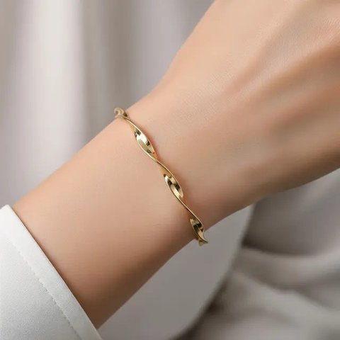 Model Gelang Emas Tanpa Ukiran yang Elegan/Gemini AI