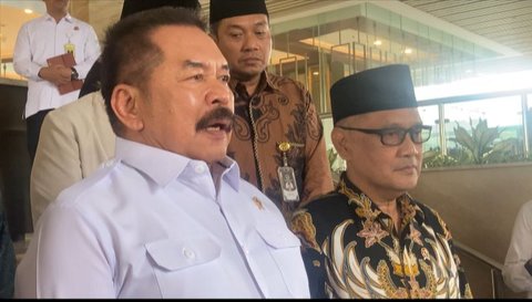Menteri Haji dan Umroh Temui Jaksa Agung