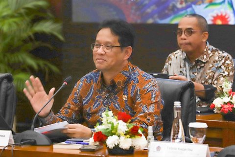 Menteri Keuangan (Menkeu) Purbaya Yudhi Sadewa saat membeberkan kinerja Pendapatan dan Belanja Negara (APBN) per September 2025 di Kementerian Keuangan, Jakarta, Selasa (14/10/2025).