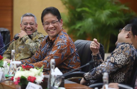 Menteri Keuangan (Menkeu) Purbaya Yudhi Sadewa saat membeberkan kinerja Pendapatan dan Belanja Negara (APBN) per September 2025 di Kementerian Keuangan, Jakarta, Selasa (14/10/2025).