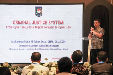 Direktur Pengelolaan Informasi Administrasi Kependudukan (PIAK) Direktorat Jenderal (Ditjen) Kependudukan dan Pencatatan Sipil (Dukcapil) Kementerian Dalam Negeri (Kemendagri) Muhammad Nuh Al-Azhar