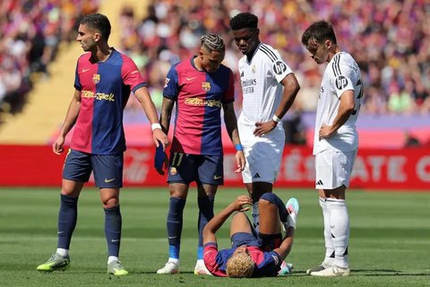 El Clasico, Barcelona versus Real Madrid di ajang La Liga 2024/2025 hari Minggu (11/05/2025) malam WIB. (LLUIS GENE / AFP)