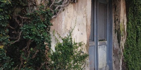 Ilustrasi Bangunan Tua