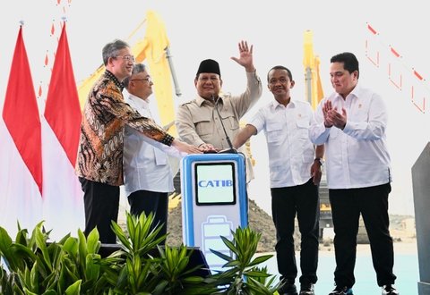 Menteri ESDM Bahlil Lahadalia saat mendampingi Presiden Prabowo Subianto meresmikan proyek nasional